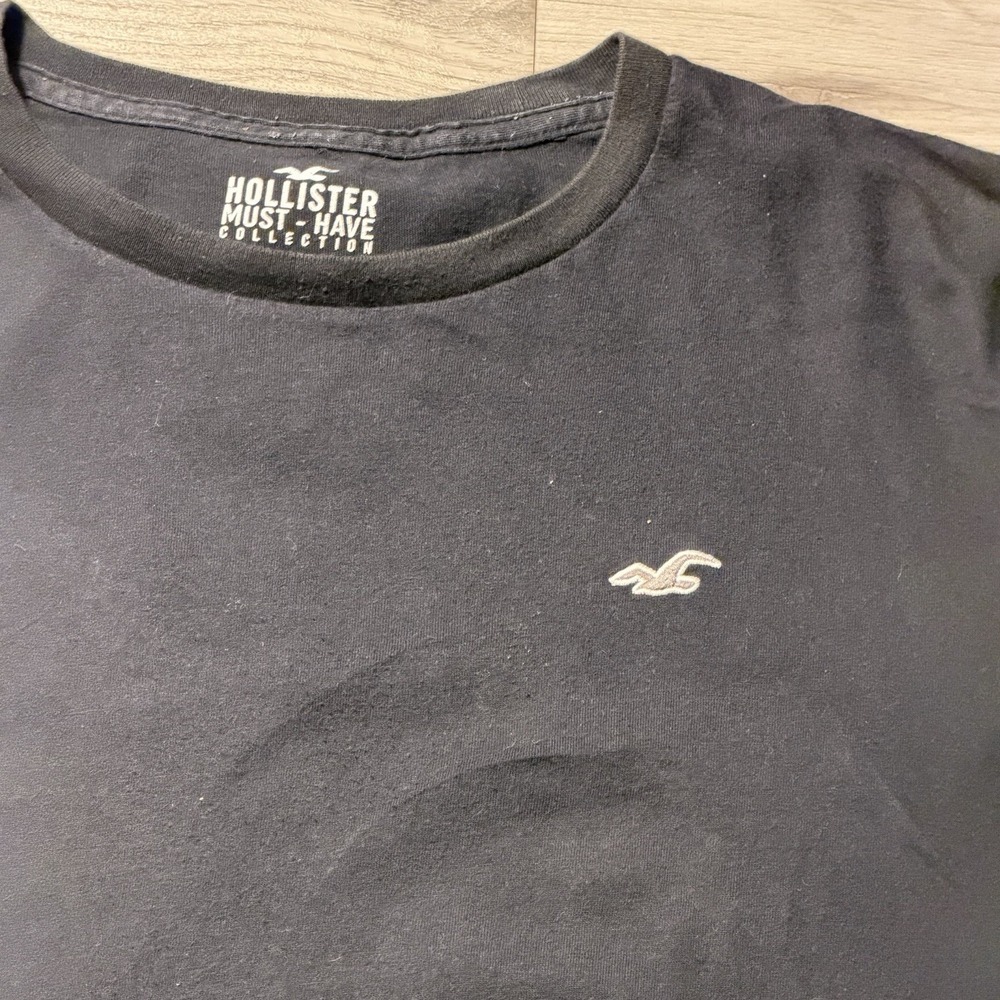 Hollister Black T Shirt Men's Large Classic Logo Short Sleeve Casual Tee Y2K - Picture 2 of 5
